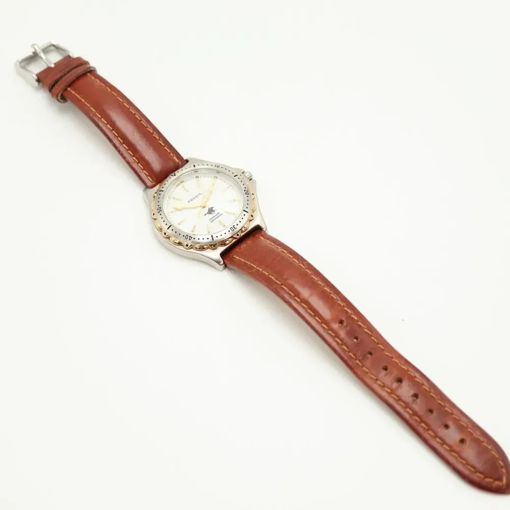 Fossil mens classic